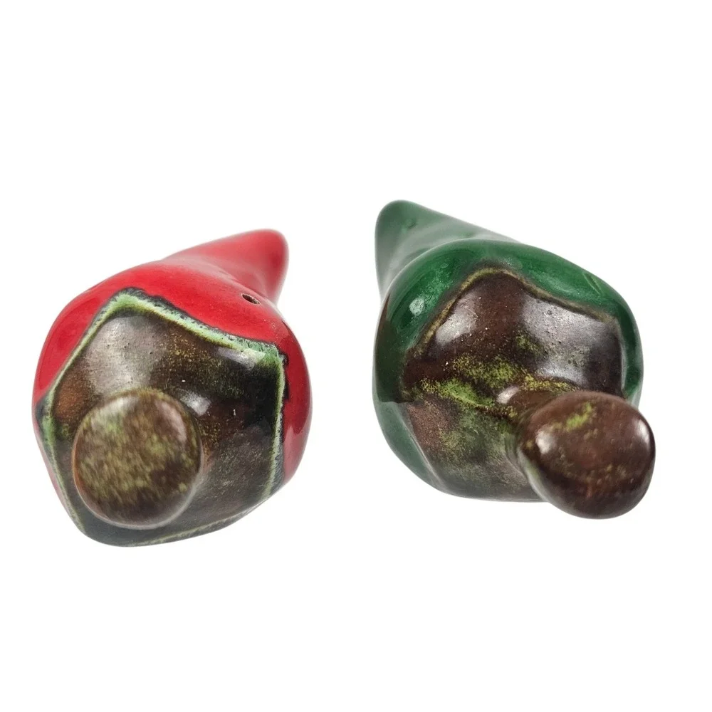 Vintage Ceramic‎ Chili Pepper Salt and Pepper Shakers Red Green Southwestern 3